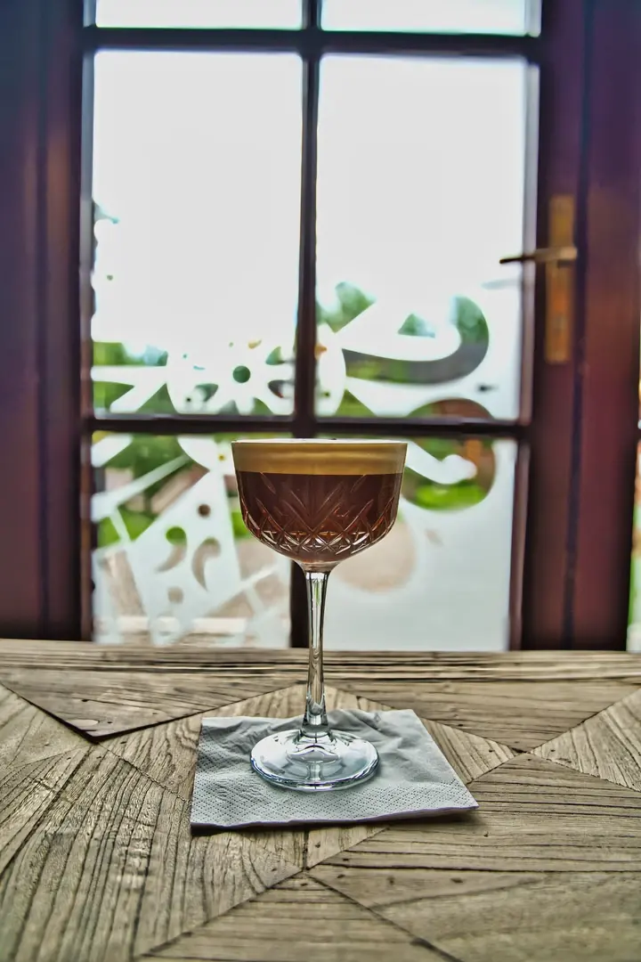 Aperitif Bar, lobby bar Le Scandale v centru Zakopaného