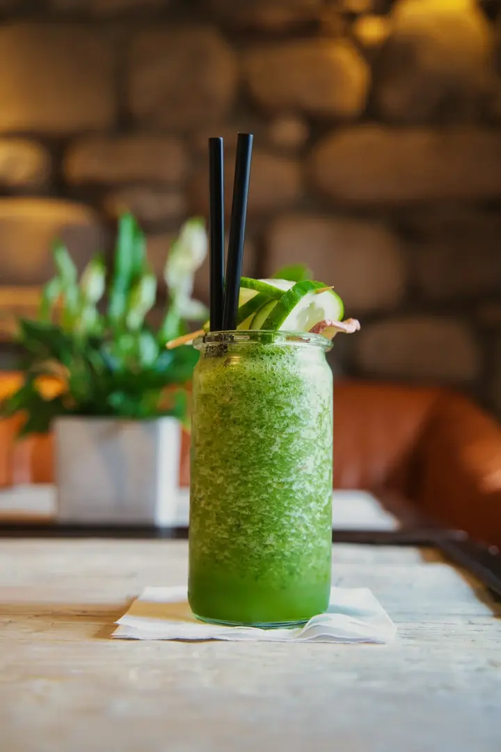 Aperitif Bar, lobby bar Le Scandale v centru Zakopaného