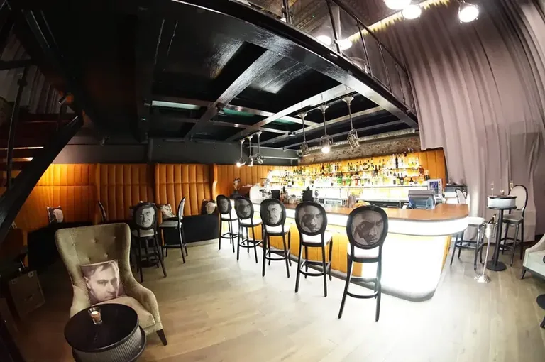 Cocktail Room, cocktail bar Le Scandale v Zakopaném