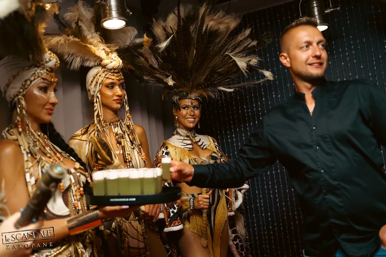 Tematická akce Haka Maori v Le Scandale Zakopane